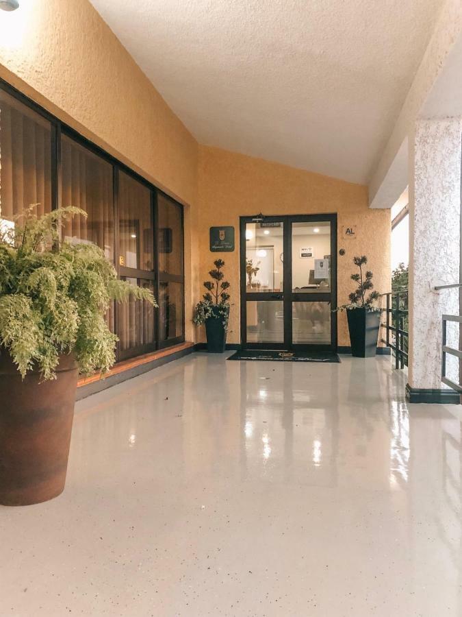 Alojamento Restaurante Dom Dinis Ві́ла-Но́ва-де-Пойа́реш Екстер'єр фото